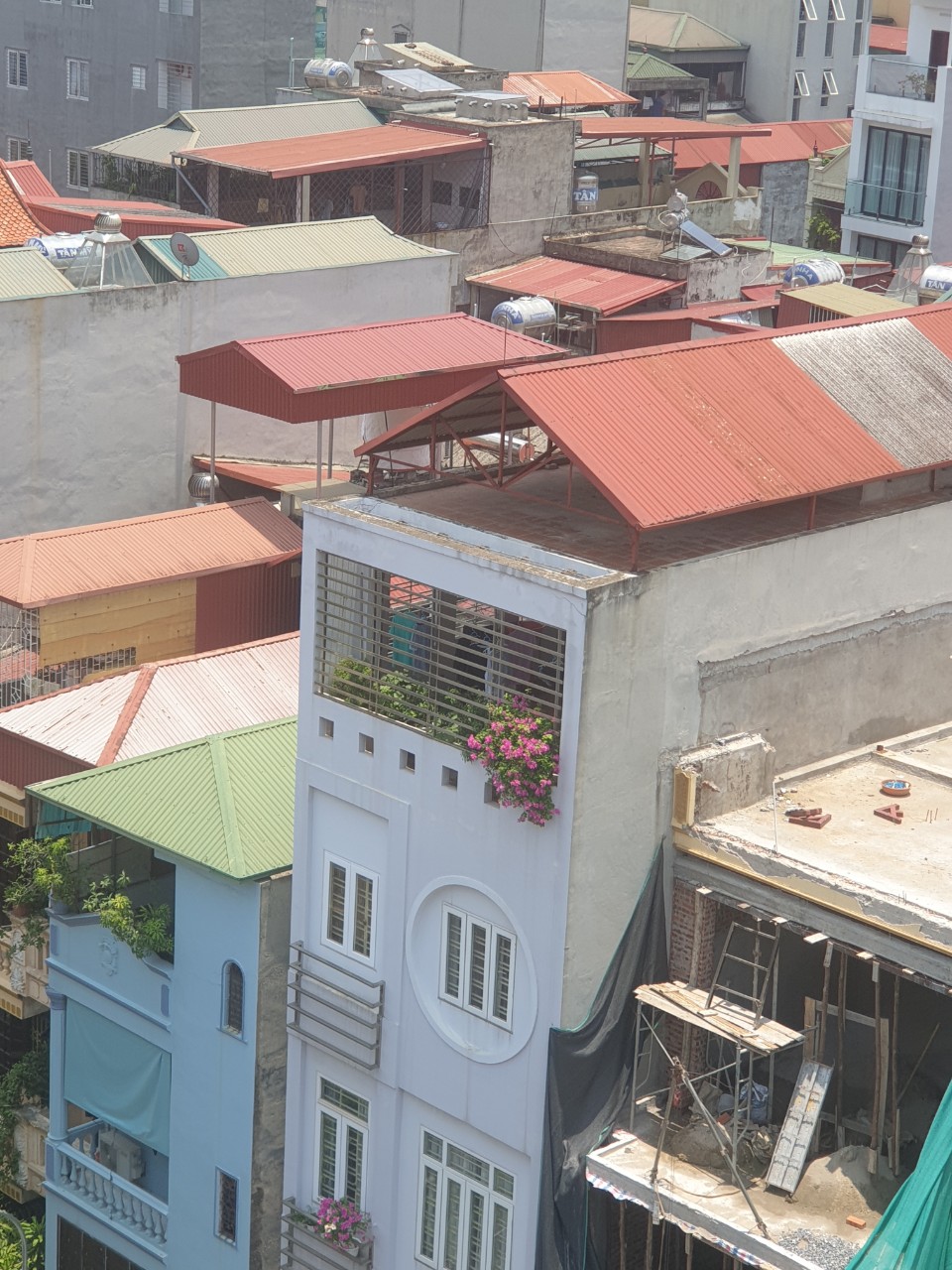 kinh nghiệm sửa nhà cũ nhà ống
