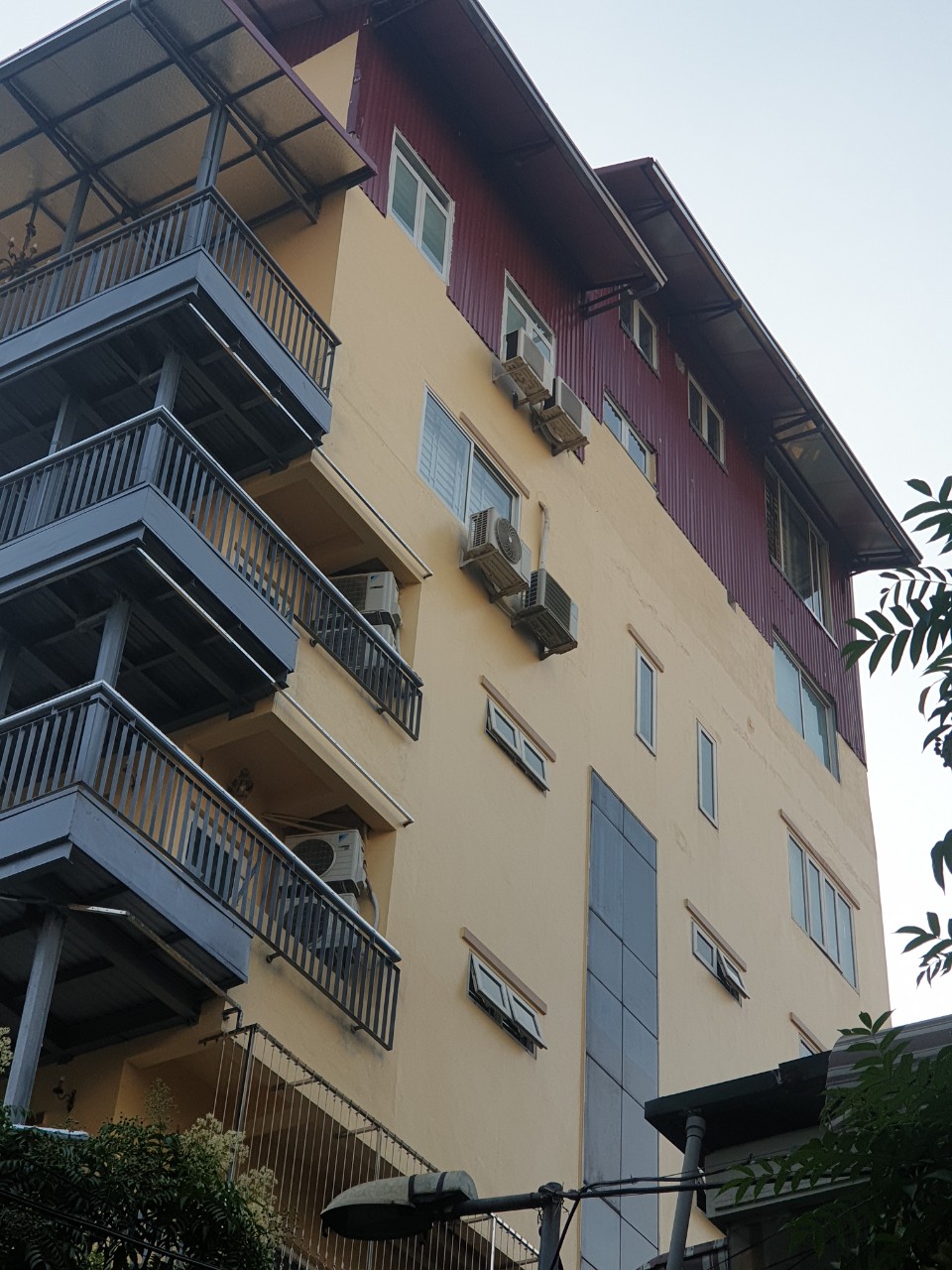 Sửa chữa nhà tập thể cũ tại Hà Nội 