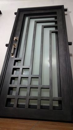 Giá làm cửa sắt chung cư tại Hà Nội 