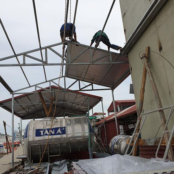 mẫu nhà hai mái lợp tôn tại Hà Nội