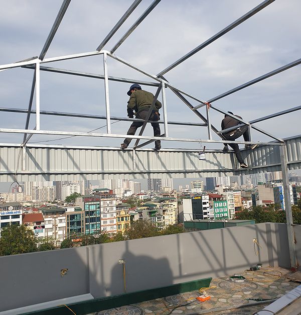 Giá tôn lợp mái chống nóng tại Hà Nội, có nên lợp tôn chống nóng hay tôn giả ngói 
