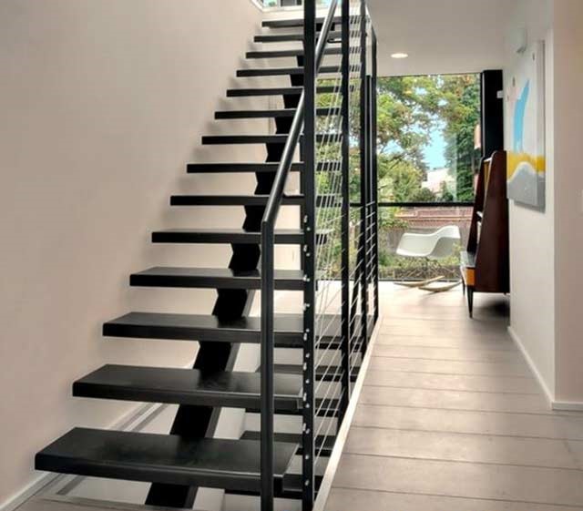 Thợ sơn cầu thang sắt đẹp Hà Nội 