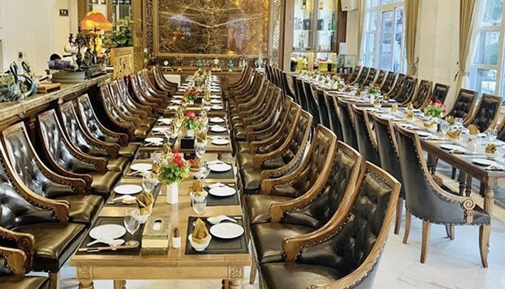 may bọc ghế nhà hàng