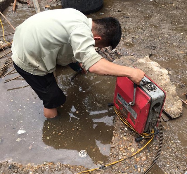 Thông tắc chậu rửa bát nhanh