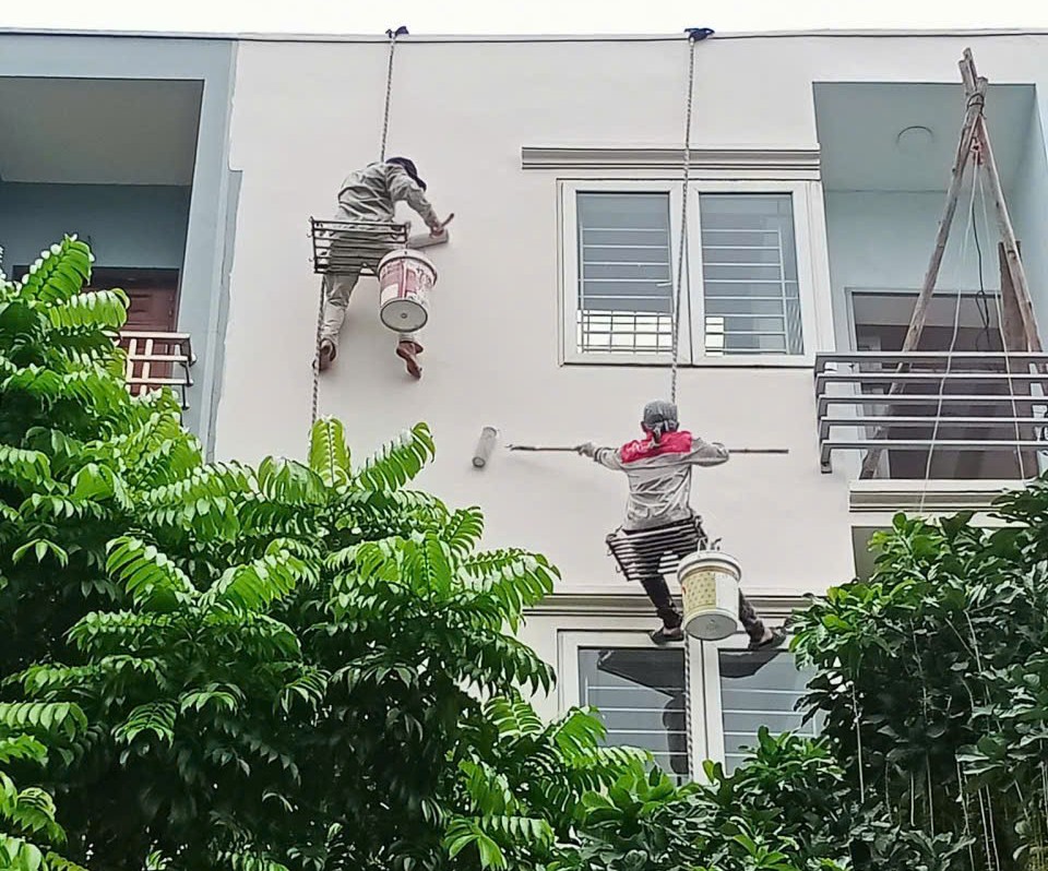 nâng tầm tiện nghi và giá trị ngôi nhà, thi công nhanh, bền đẹp