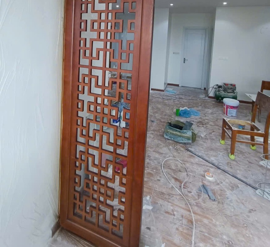 Sơn lại cửa gỗ cũ ở tại Hà Nội, mang lại cửa mới đẹp