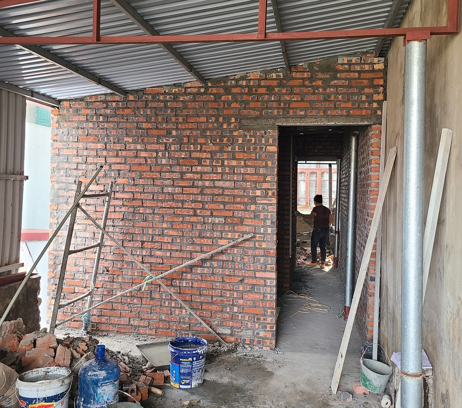 tiết kiệm chi phí và đảm bảo tiến độ